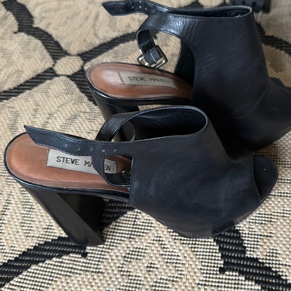 Steve Madden Black Peep-Toe Heels - Picture 3 of 6